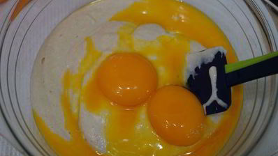 нежная творожная запеканка с фруктами