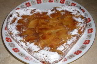 Пирог-запеканка из батона с яблоками