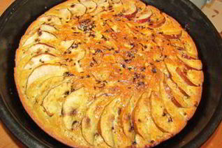 Творожная запеканка с яблоками