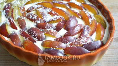 творожная запеканка со сливами