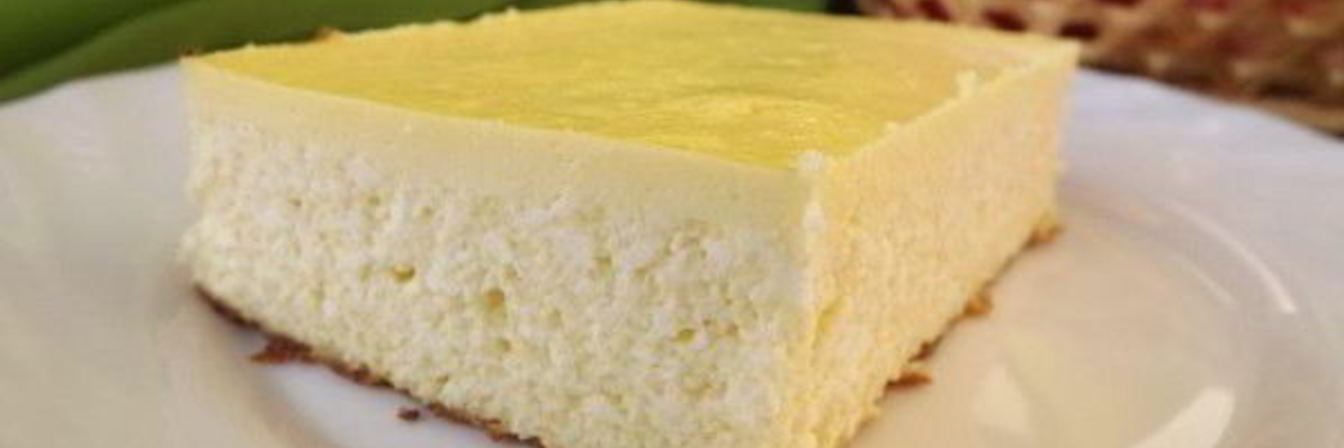 Творожная запеканка со сметаной