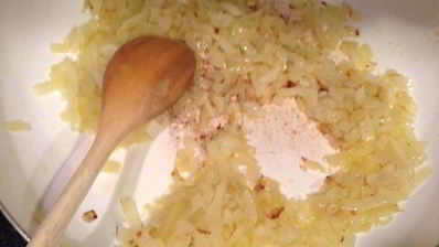 запеканка из курицы и макарон в сметанном соусе