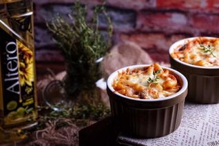 Запеканка из пасты с овощами и ветчиной