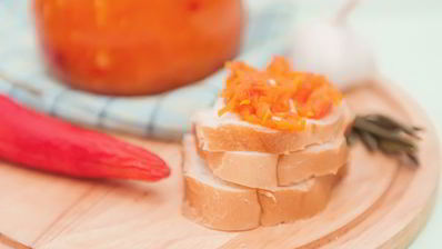 аджика с морковью