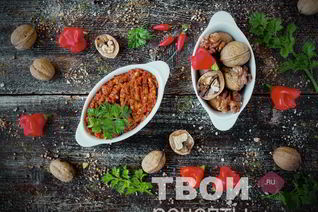 Аджика с орехами