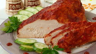 филе индейки запеченное в томатно-соевом соусе с аджикой