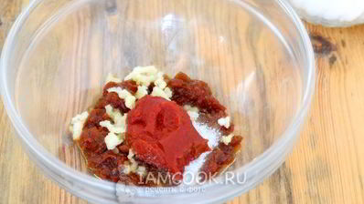 куриная грудка в аджике