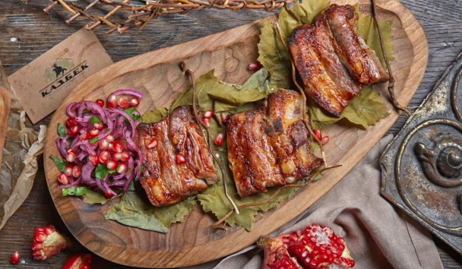 Рецепт свиных ребер в аджике