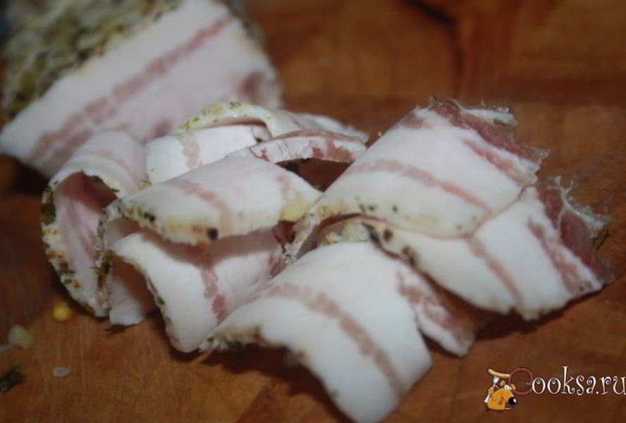 Вкуснейшее домашнее сало с чесноком и сухой кавказской аджикой