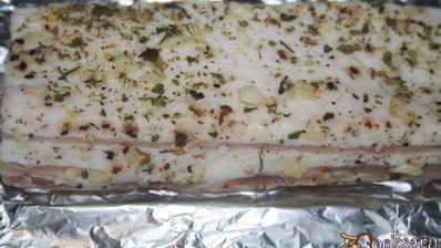 вкуснейшее домашнее сало с чесноком и сухой кавказской аджикой