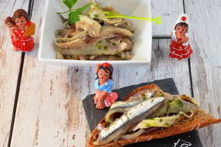 Анчоусы маринованные