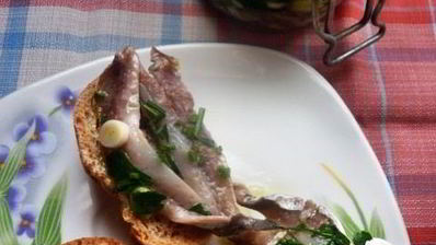 анчоусы маринованные