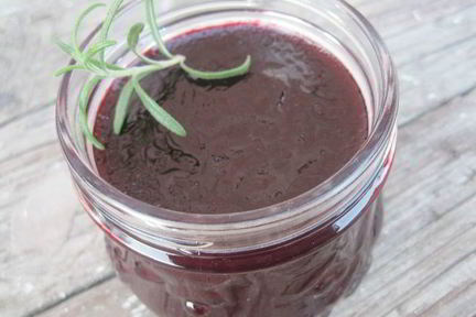 Джем из ежевики с розмарином