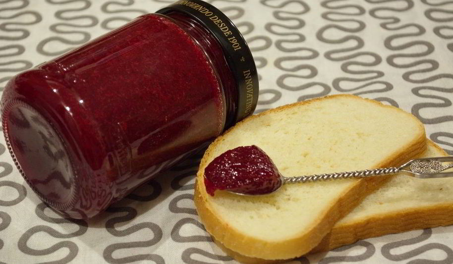 Рецепт джема из кизила