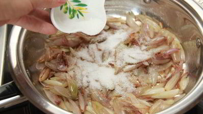 луковый джем с шоколадом