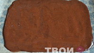 шоколадный рулет с клюквенным джемом и шоколадным ганашем