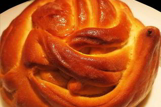 Слоеные булочки с малиновым джемом