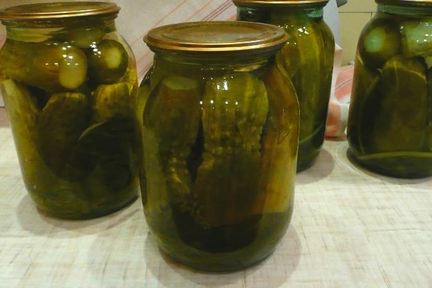Кисло-сладкие огурцы в банках без уксуса