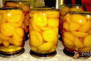 Компот из абрикосов