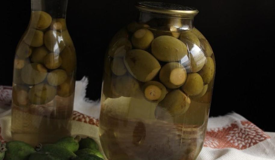 Рецепт компота из фейхоа