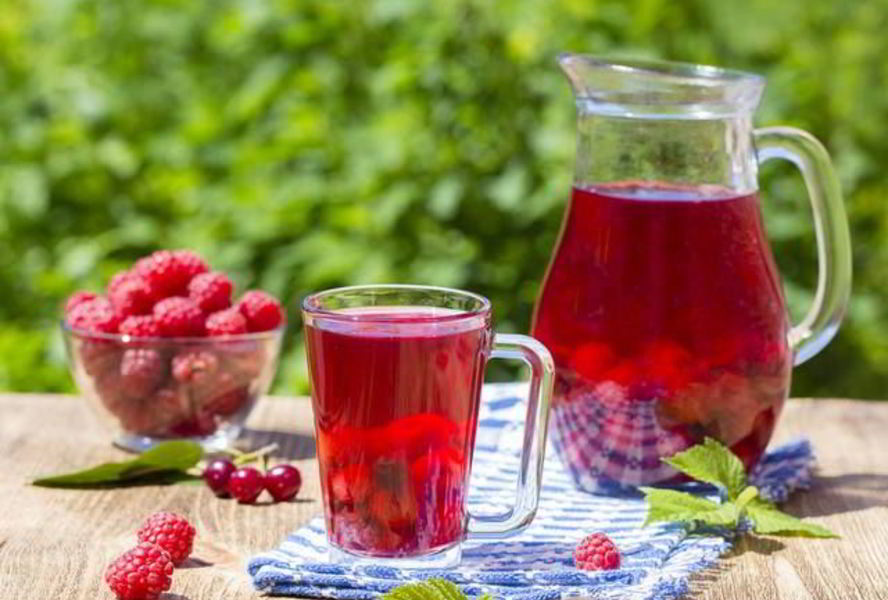 Компот из малины и черешни