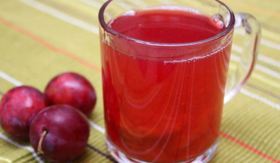 Рецепт компота из слив