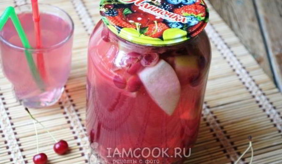 Рецепт компота из яблок и вишни