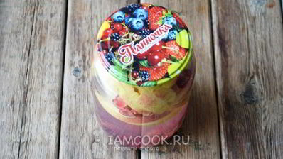 компот из яблок и вишни