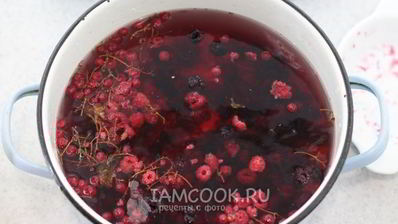 компот из замороженных ягод