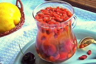 Вишнево-яблочный компот