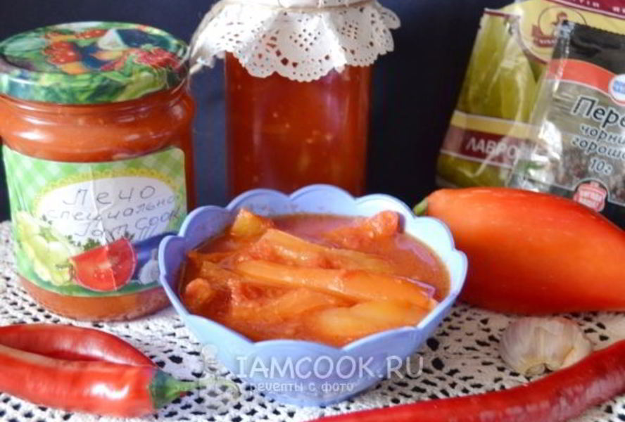 Лечо из болгарского перца с томатной пастой