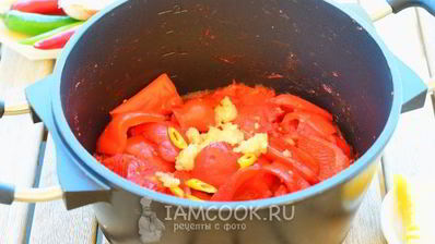 лечо из помидоров и перца с чесноком