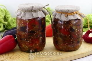 Лечо с баклажанами, помидорами и перцем
