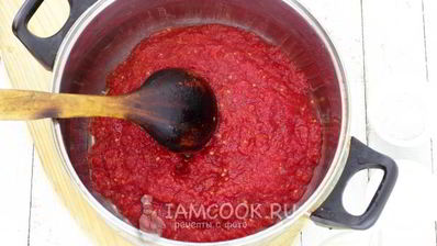 лечо с баклажанами, помидорами и перцем