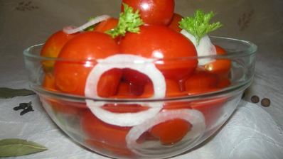 быстро маринованные помидорчики