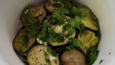 быстрые маринованные баклажаны