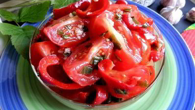 быстрые маринованные томаты и перцы