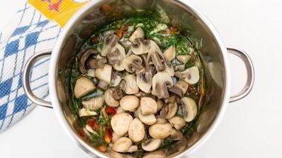 грибы, маринованные с овощами