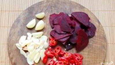 капуста, маринованная по-грузински со свеклой