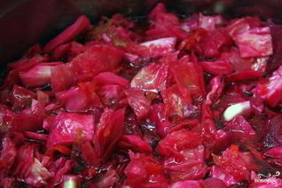 Капуста, маринованная по-корейски со свеклой