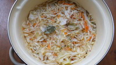 капуста маринованная с огурцами