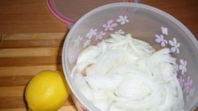 лук маринованный