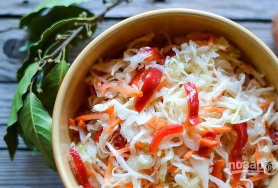 Маринованная капуста с луком