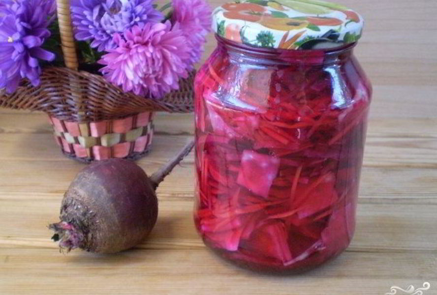 Маринованная капуста со свеклой и морковью