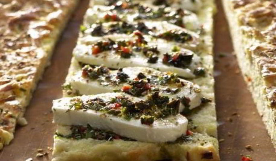 Рецепт маринованной моцареллы и фокаччо