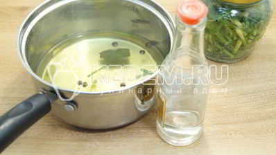 маринованные чесночные стрелки на зиму