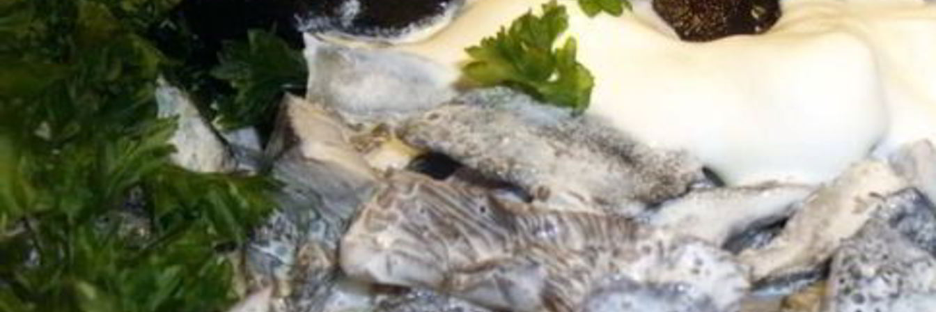 Маринованные грузди со сметаной