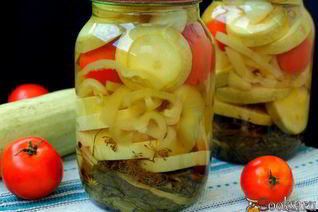 Маринованные кабачки с болгарским перцем