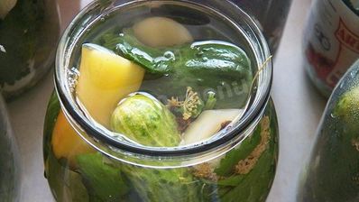 маринованные огурцы хрустящие в литровых банках