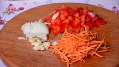 маринованные шампиньоны с овощами